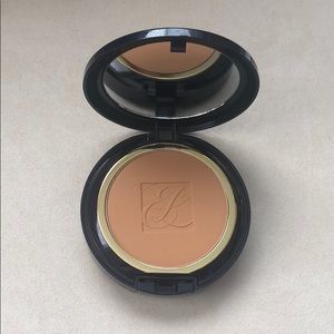 Estée Lauder Double Wear Powder